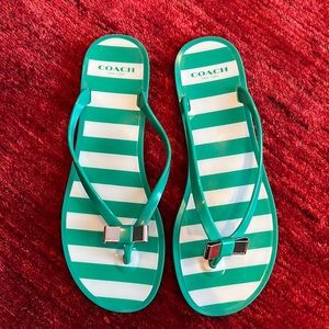 EUC Coach jelly/water-proof flip flop sandals, size 8.5/9 (10.5” long)